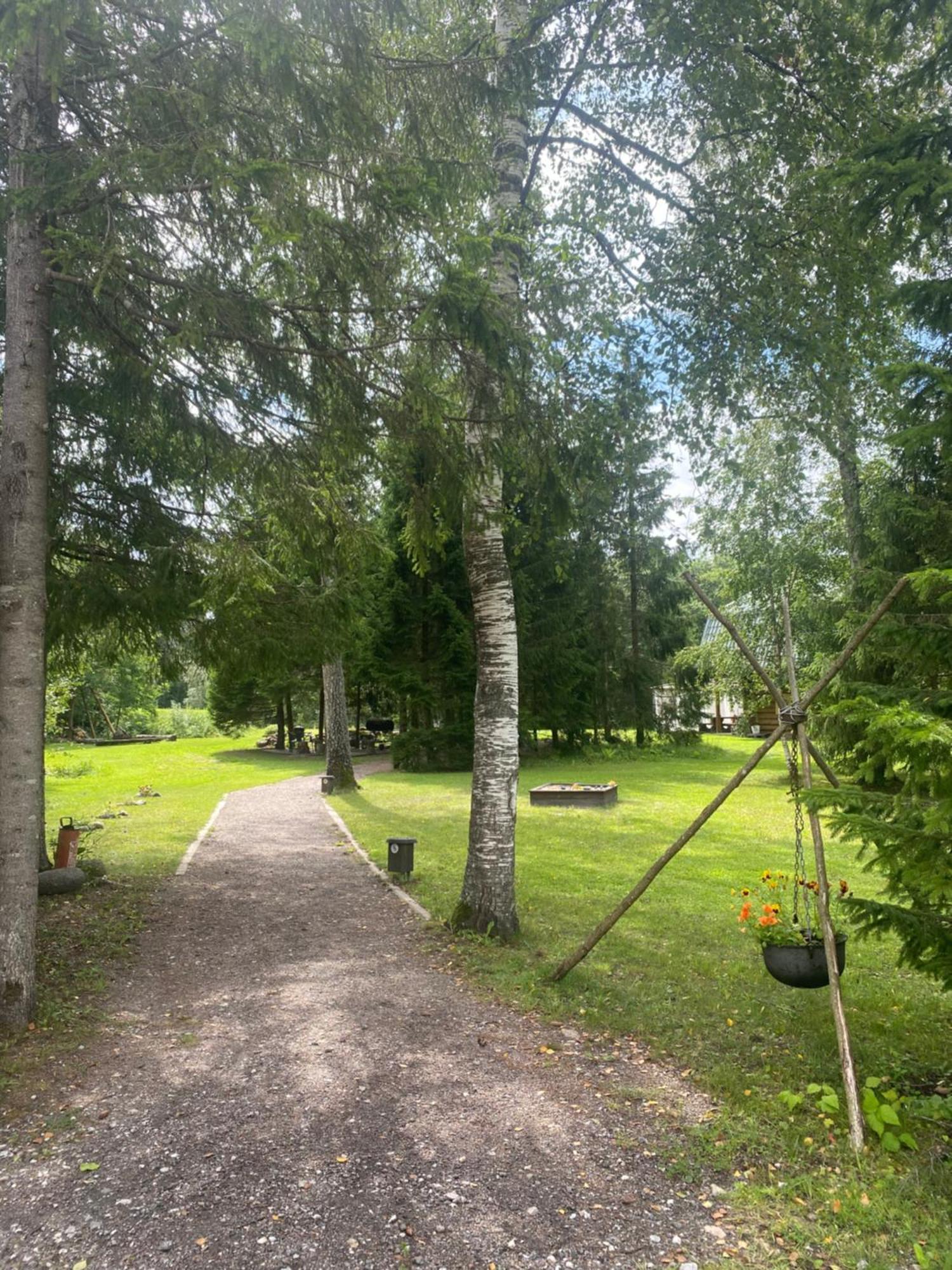 Kooli Talu Puhkemaja Lägenhet Valingu Exteriör bild